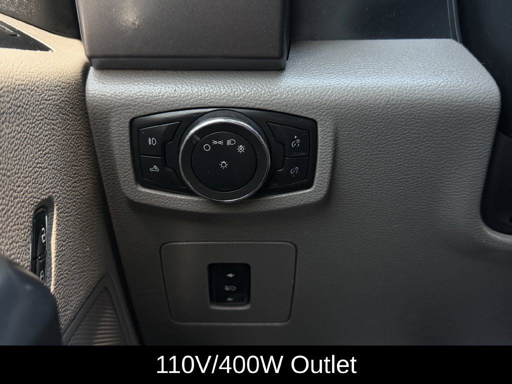 Used 2015 Ford F150 XLT w/ Equipment Group 302A Luxury RWD image 28