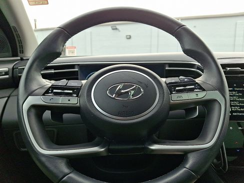Used 2023 Hyundai Tucson Limited image 20