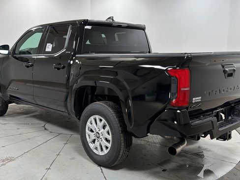 New 2026 Toyota Tacoma SR5 image 7
