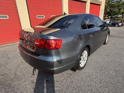 Used 2014 Volkswagen Jetta SE FWD image 7