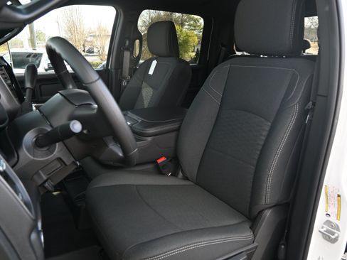 New 2026 RAM 2500 Tradesman AWD/4WD image 16