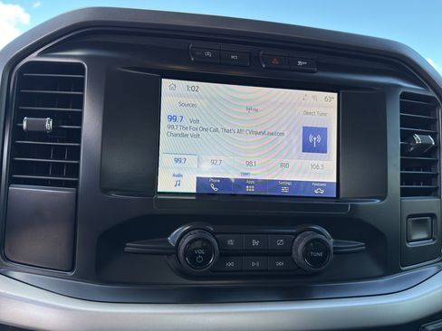 Used 2021 Ford F150 XLT image 19