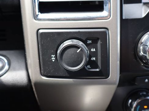 Used 2016 Ford F150 Lariat w/ Equipment Group 501A Mid AWD/4WD image 29