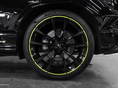 Used 2024 Lamborghini Urus S image 10