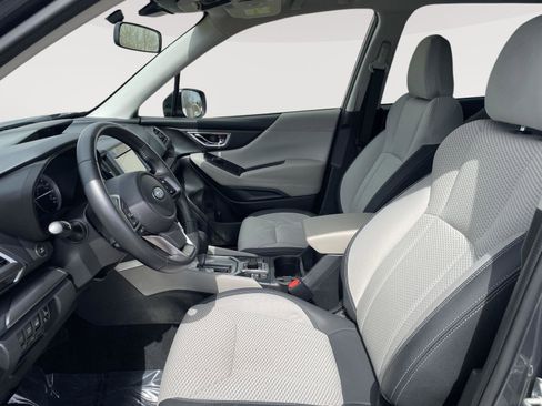 Used 2022 Subaru Forester Premium image 22