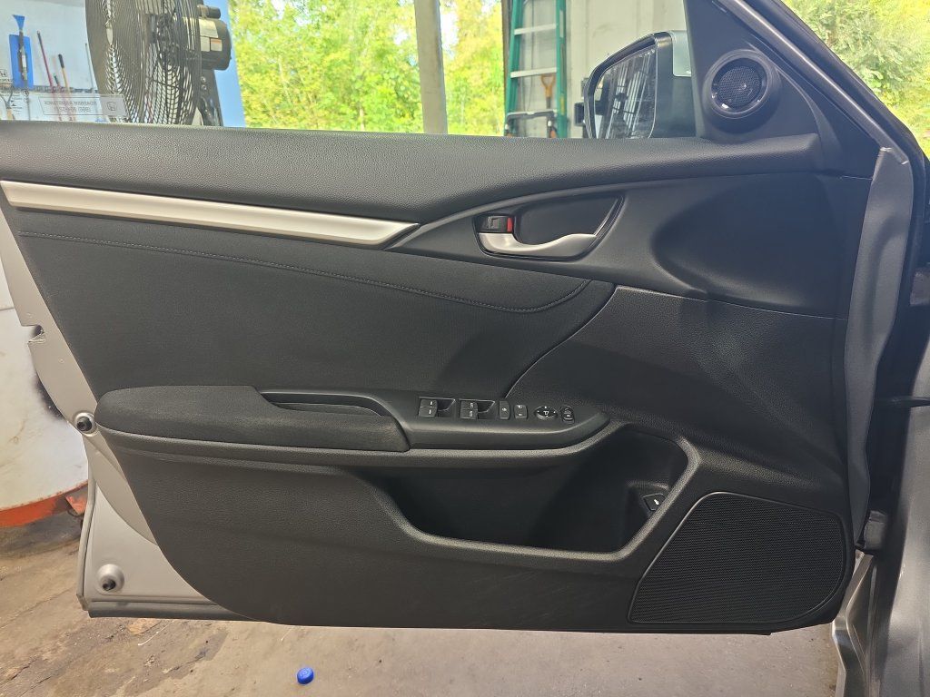Used 2017 Honda Civic EX image 25