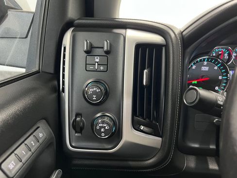 Used 2017 GMC Sierra 1500 SLT AWD/4WD image 28