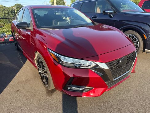Used 2022 Nissan Sentra SR FWD image 6