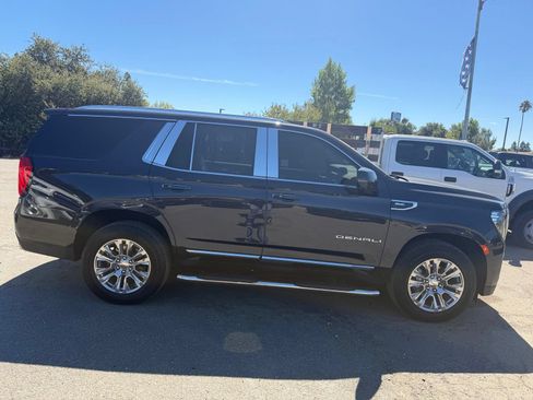 Used 2024 GMC Yukon Denali w/ Max Trailering Package AWD/4WD image 6