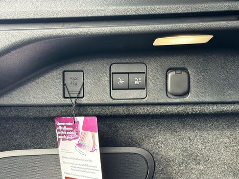 Used 2025 Lexus RX 350h w/ Convenience Package image 13