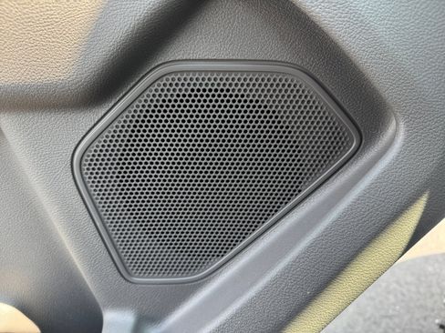 New 2025 Ford Transit 250 148 Medium Roof Extended AWD image 22