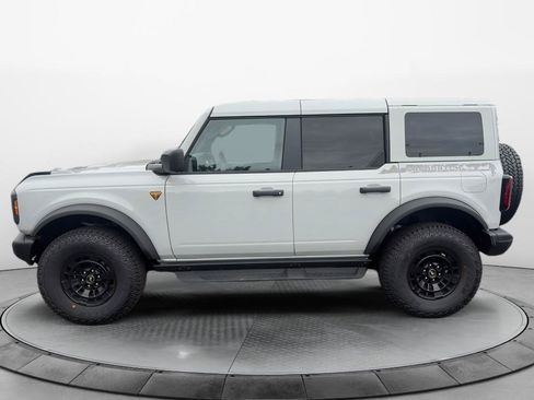 New 2026 Ford Bronco Badlands AWD/4WD image 2