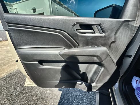 Used 2024 Chevrolet Colorado Trail Boss w/ Advanced Trailering Package image 22