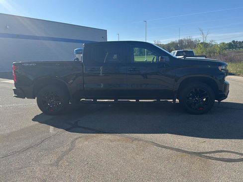 Used 2021 Chevrolet Silverado 1500 RST w/ Redline Edition AWD/4WD image 7