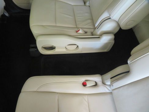 Used 2016 Toyota Highlander XLE FWD image 54