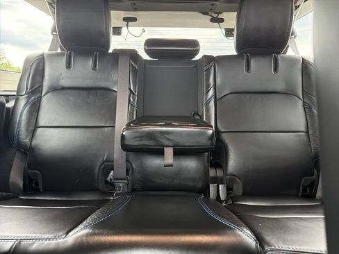 Used 2024 Jeep Wrangler High Altitude AWD/4WD image 19