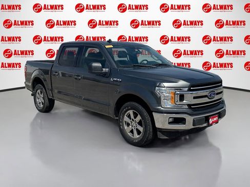 Used 2020 Ford F150 XLT image 3