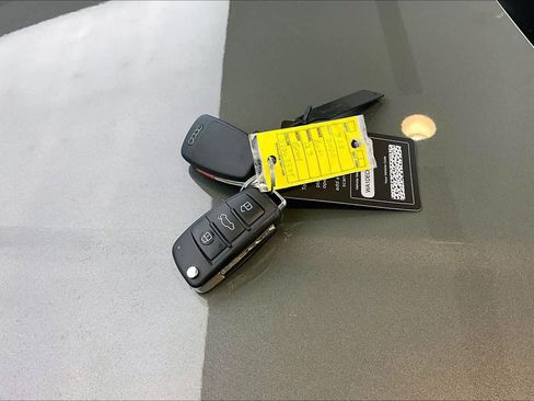 Certified 2025 Audi Q3 2.0T Premium w/ Convenience Package image 15