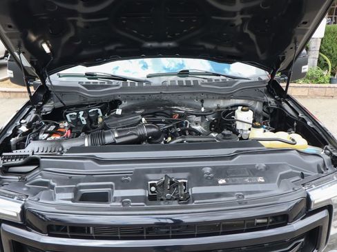 Used 2021 Ford F350 Lariat AWD/4WD image 13