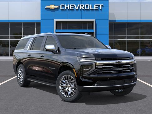 New 2026 Chevrolet Suburban Premier w/ Sun And Tow Package AWD/4WD image 31