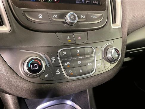 Used 2024 Chevrolet Malibu LT FWD image 29