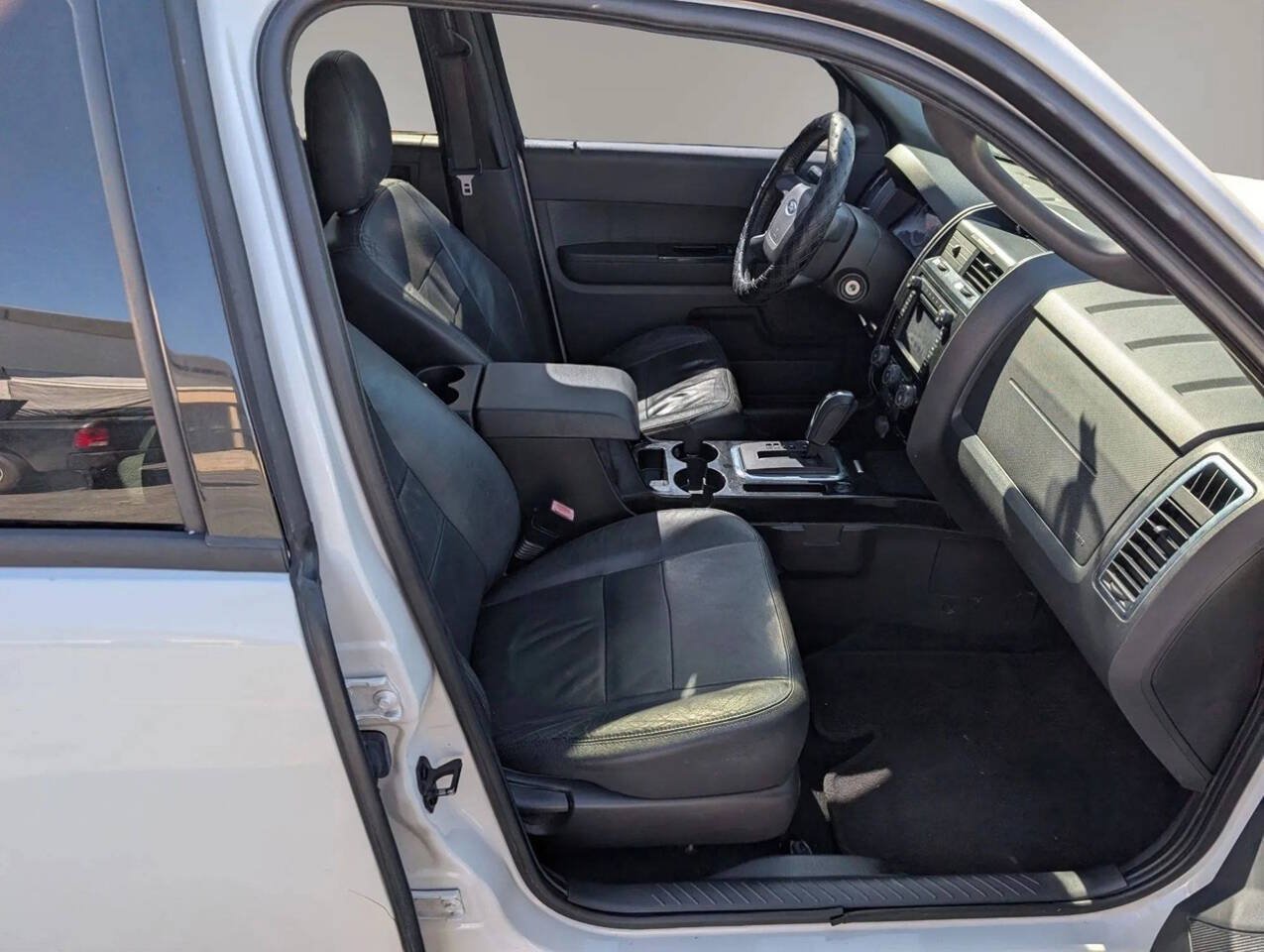 Used 2012 Ford Escape Limited FWD image 6