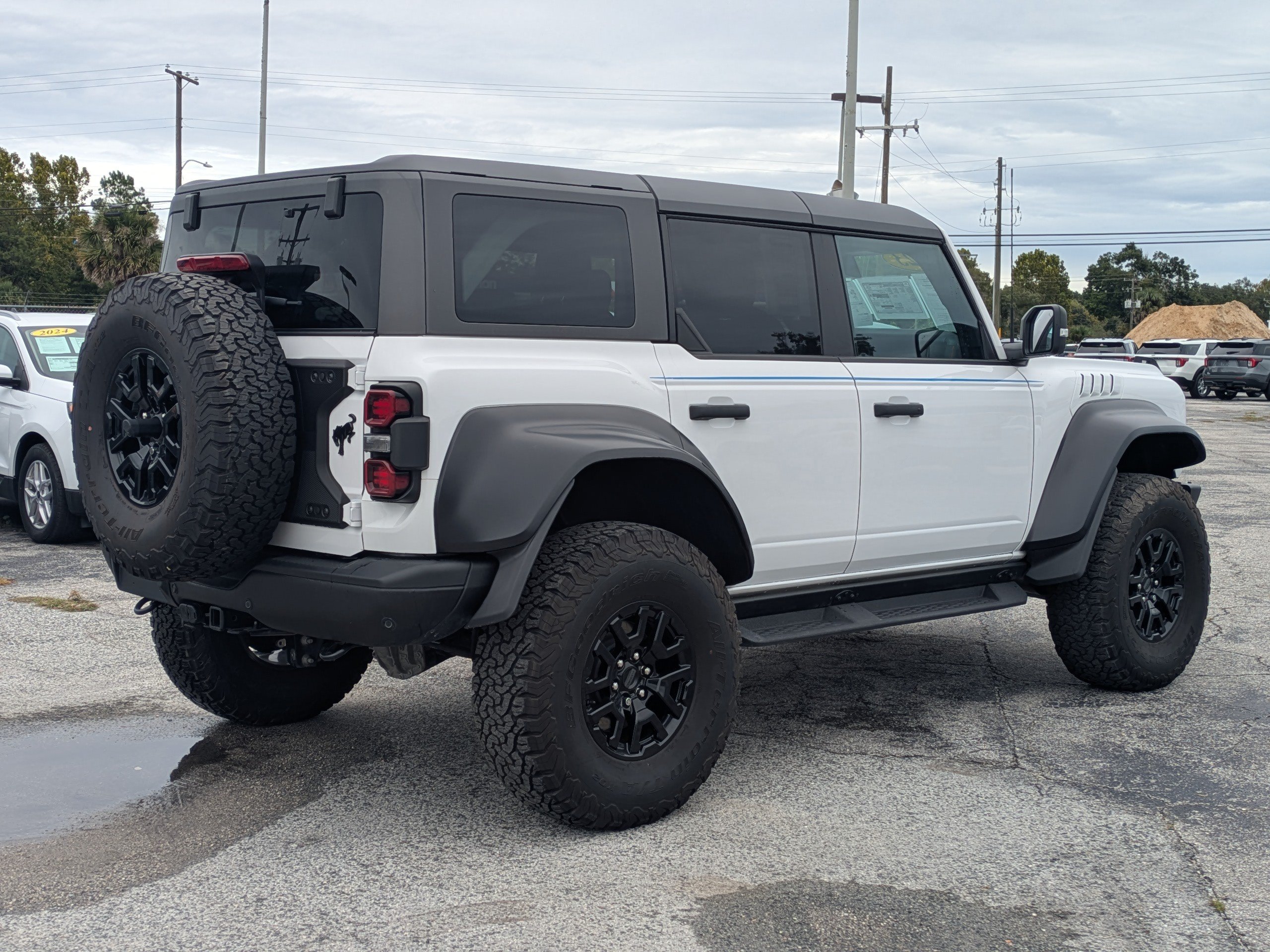 Used 2023 Ford Bronco Raptor AWD/4WD image 4
