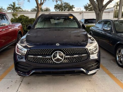 Used 2021 Mercedes-Benz GLC 300 image 3