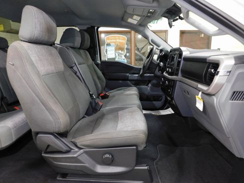 Used 2023 Ford F150 XLT image 90