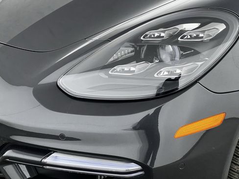Certified 2021 Porsche Panamera Turbo S image 15