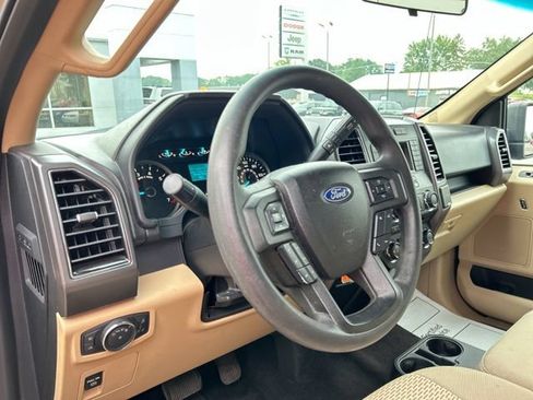 Used 2018 Ford F150 XLT RWD image 28