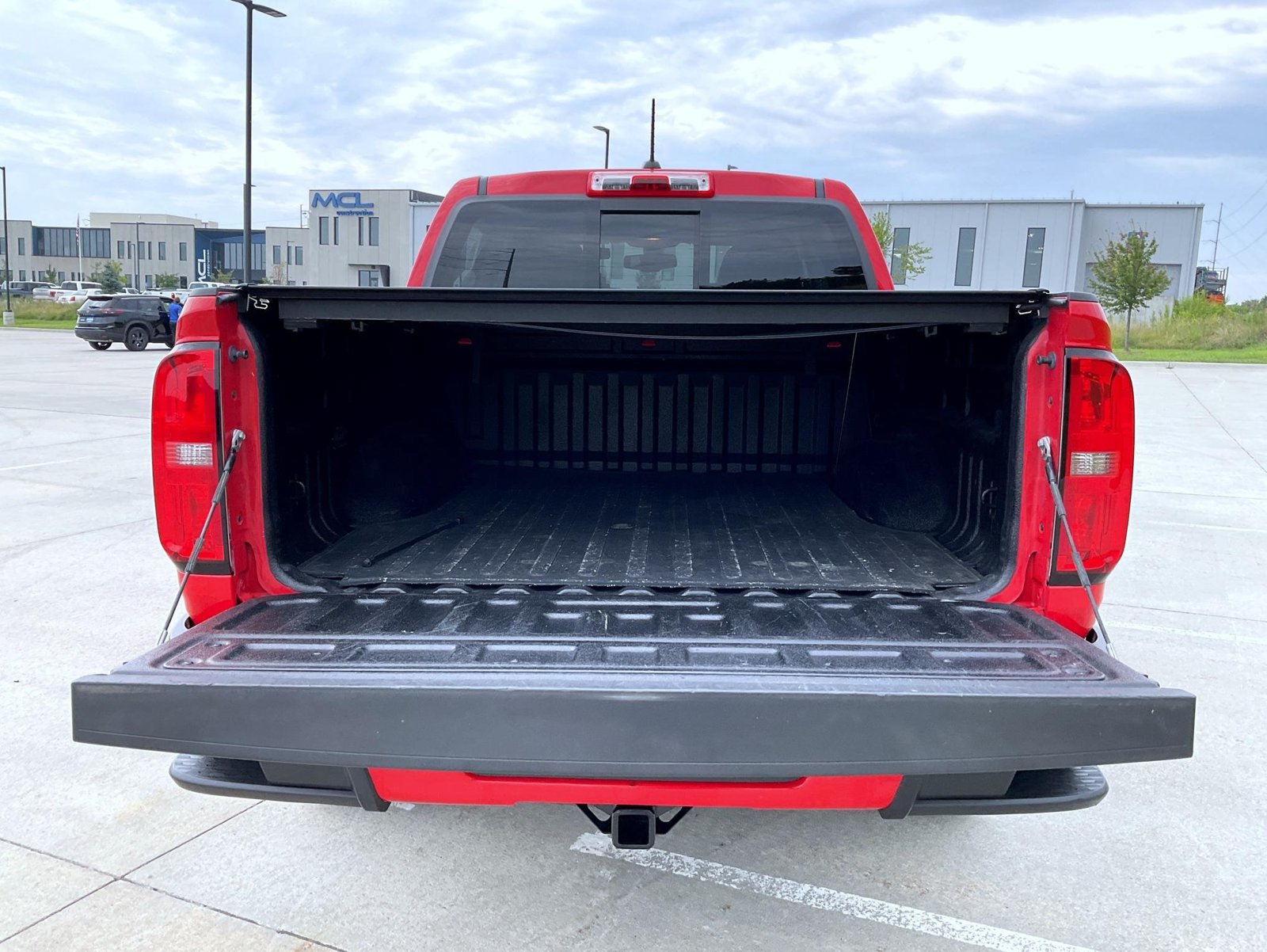 Used 2017 Chevrolet Colorado Z71 AWD/4WD image 9