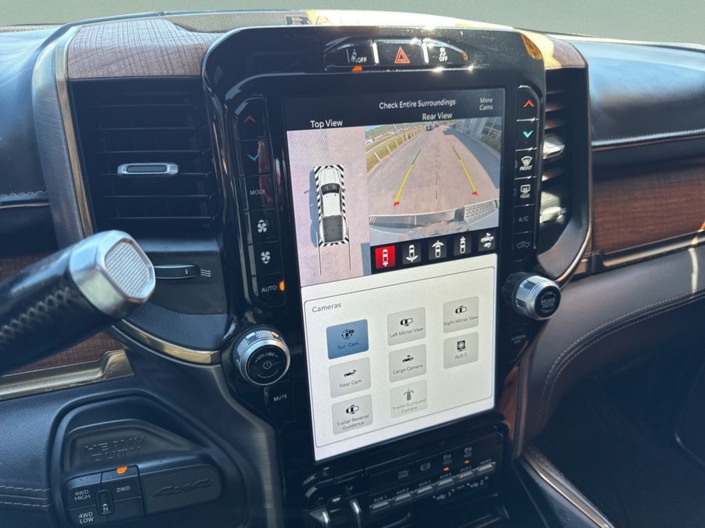 Used 2022 RAM 3500 Limited AWD/4WD image 18
