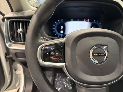 Used 2023 Volvo V60 B5 Cross Country Ultimate w/ Climate Package image 25