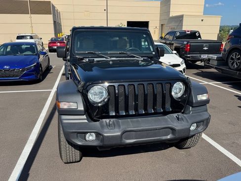 Used 2018 Jeep Wrangler Unlimited Sport S AWD/4WD image 6