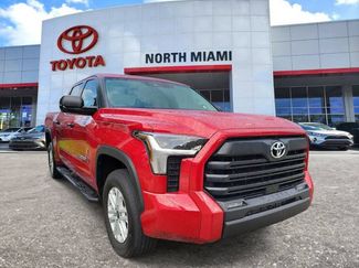 Used 2024 Toyota Tundra SR5 w/ SR5 Convenience Package AWD/4WD video 1