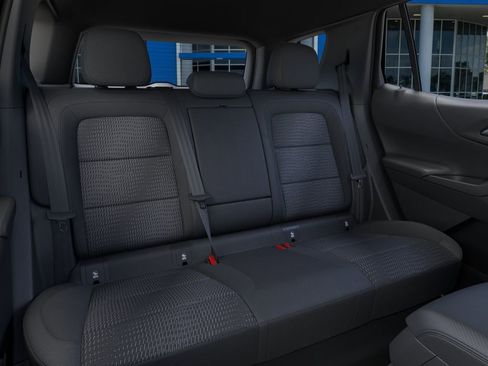 New 2026 Chevrolet Equinox LT image 17