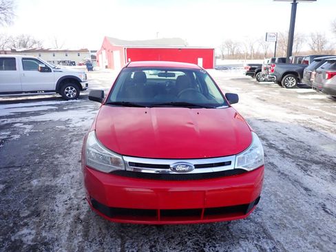 Used 2008 Ford Focus SE image 2
