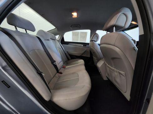 Used 2016 Hyundai Sonata SE w/ Cargo Package image 25