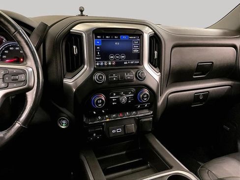 Used 2019 Chevrolet Silverado 1500 LT Trail Boss AWD/4WD image 7