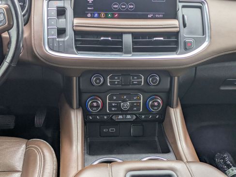 Used 2021 Chevrolet Tahoe High Country w/ Premium Package image 20