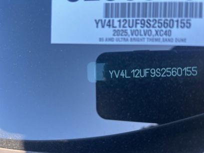 New 2025 Volvo XC40 B5 Ultra w/ Protection Package Premier