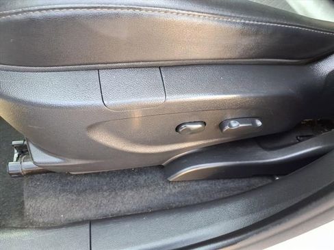 Used 2022 Buick Encore Preferred image 20