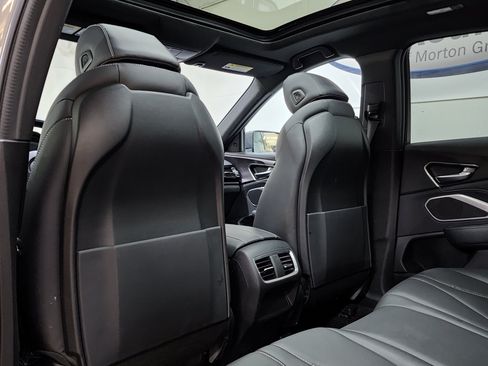 Certified 2025 Acura RDX SH-AWD image 15