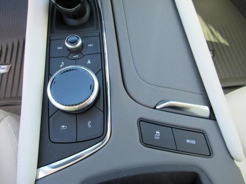 New 2026 Cadillac XT5 Premium Luxury w/ Driver Assist Package AWD/4WD image 24