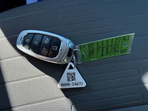 Used 2023 Hyundai Santa Cruz SEL image 29