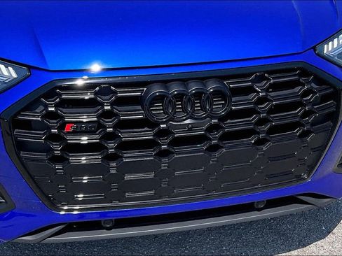 Certified 2024 Audi SQ5 Prestige image 11