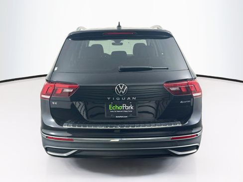 Used 2023 Volkswagen Tiguan SE AWD/4WD image 7