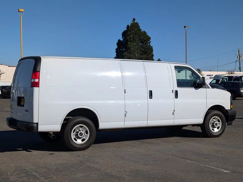 Used 2023 GMC Savana 2500 Extended RWD image 30