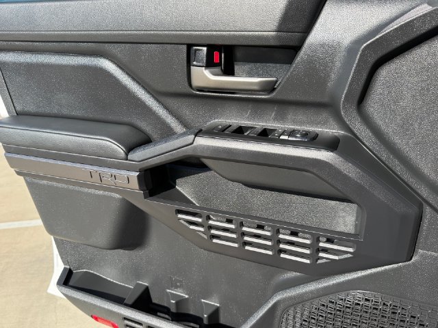 Used 2025 Toyota Tacoma TRD Sport AWD/4WD image 20